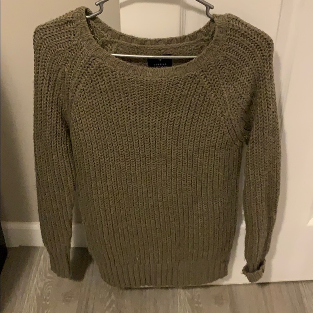 Dark tan thick sweater